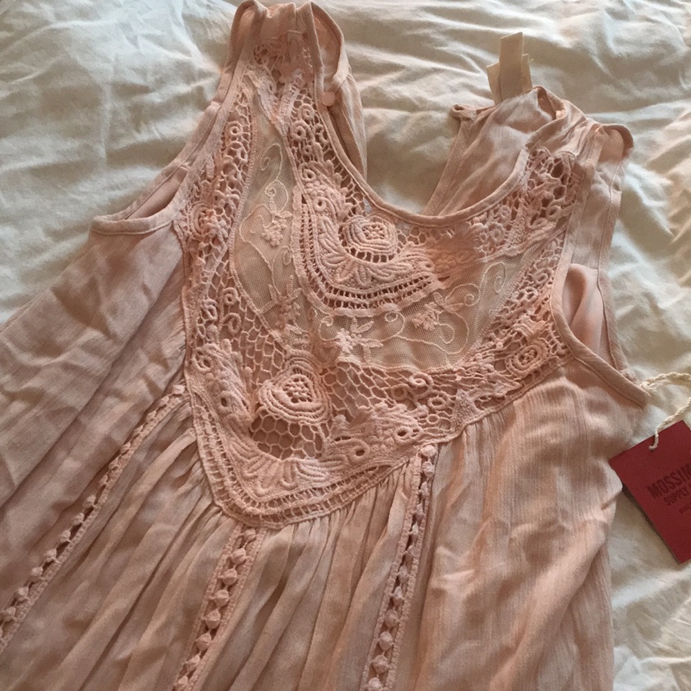 Country blush pink dress Valentine’s Day